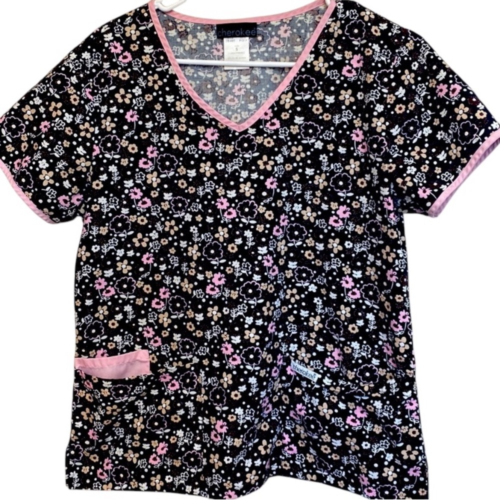 Cherokee Ditsy Pink Black Floral Scrub Top Small